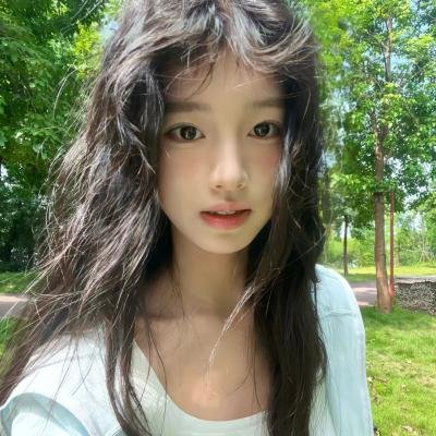 校草是女生